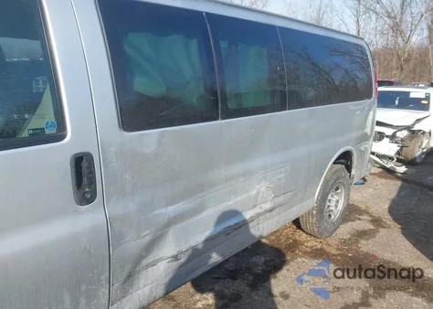 2022 GMC Savana Passenger Rwd 3500 Extended Wheelbase Lt z USA, uszkodzony, nr VIN 1GJZ7PFPXN1204802